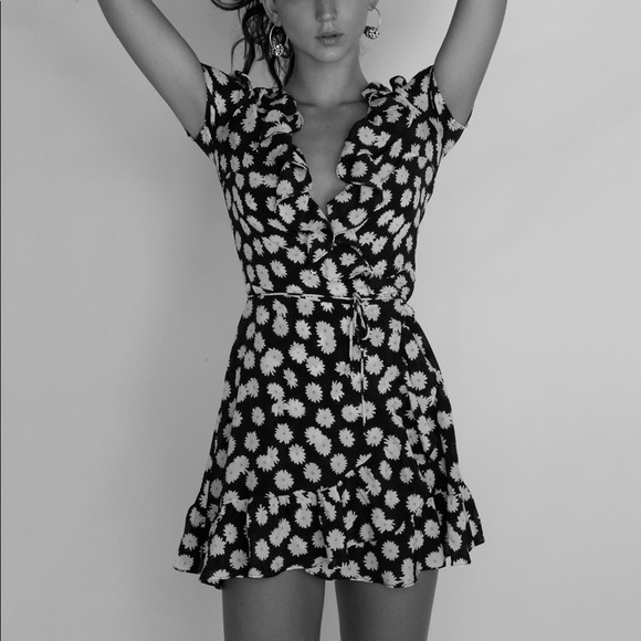 Realisation Par Valentina Daisy Wrap Dress - Picture 6 of 6